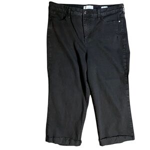 Social Standard by Sanctuary Women’s size 10 Black Jeans High Rise Crop straight